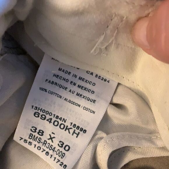 38 x 30 wrangler khaki pants - Picture 5 of 6